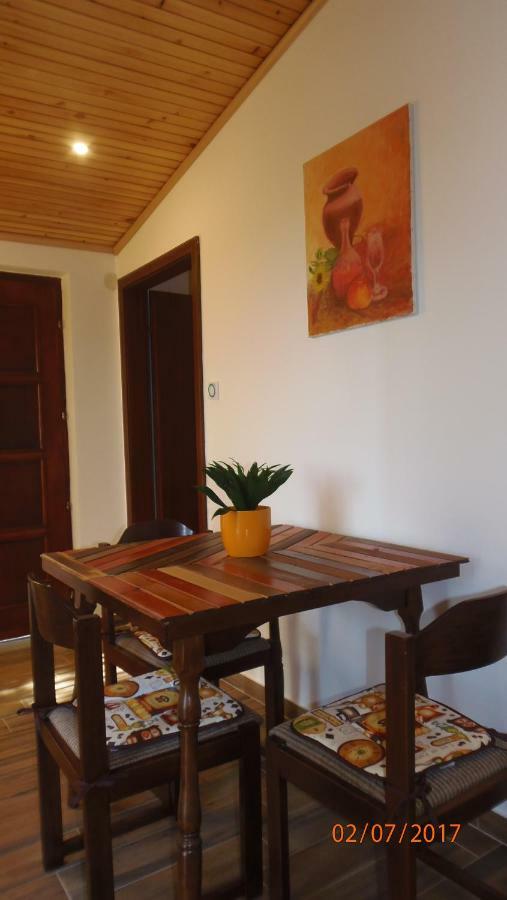 Apartment Kika Ližnjan エクステリア 写真